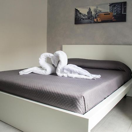 Appartamento Comodo 10 Min Da Centro Turin Exterior foto