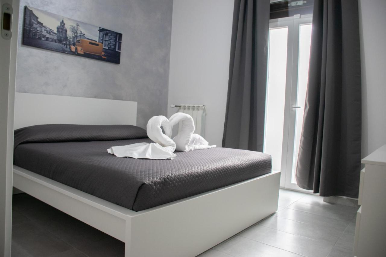 Appartamento Comodo 10 Min Da Centro Turin Exterior foto